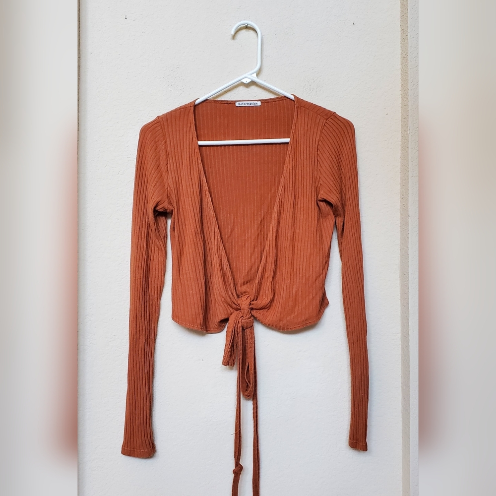 Reformation Rust Ribbed Crop Tie Front Top.  Size XS